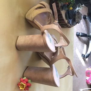 New High heel shoes,